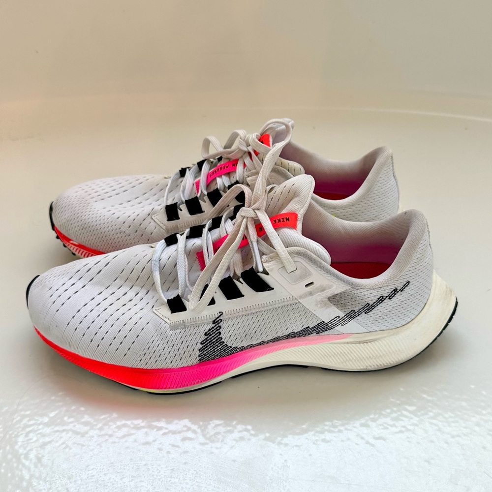 Women's Nike Air Zoom Pegasus 38 size 9